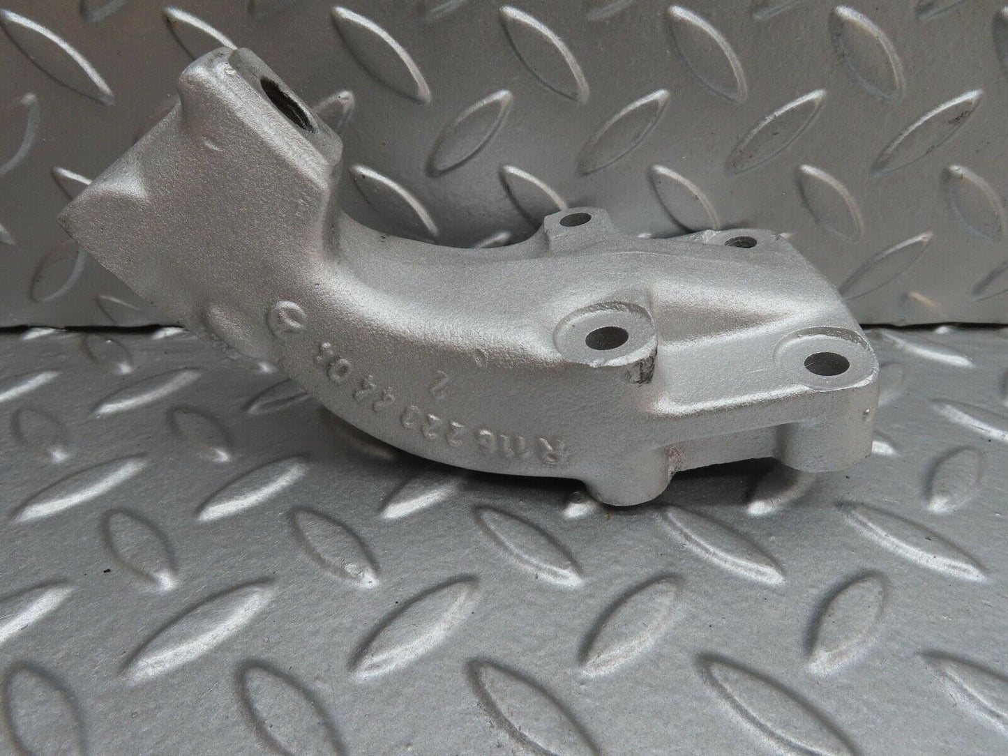 13709 Mercedes-Benz R107 450SL Engine Mount Bracket Left Side 1162234404