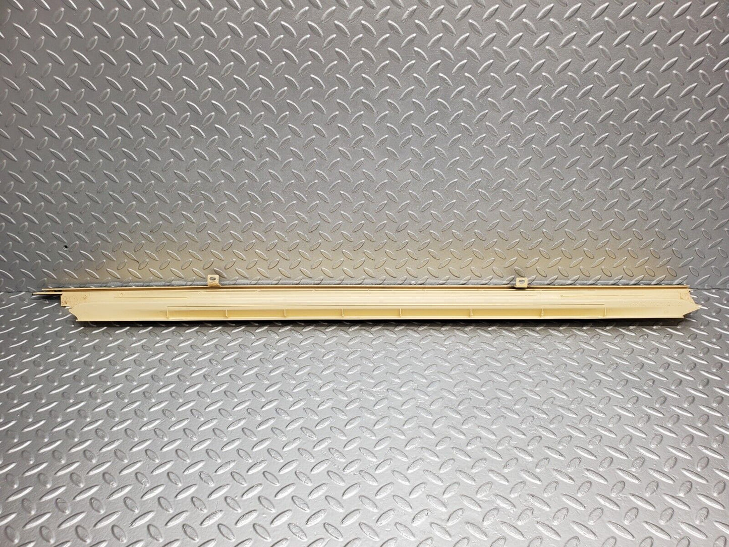43712611