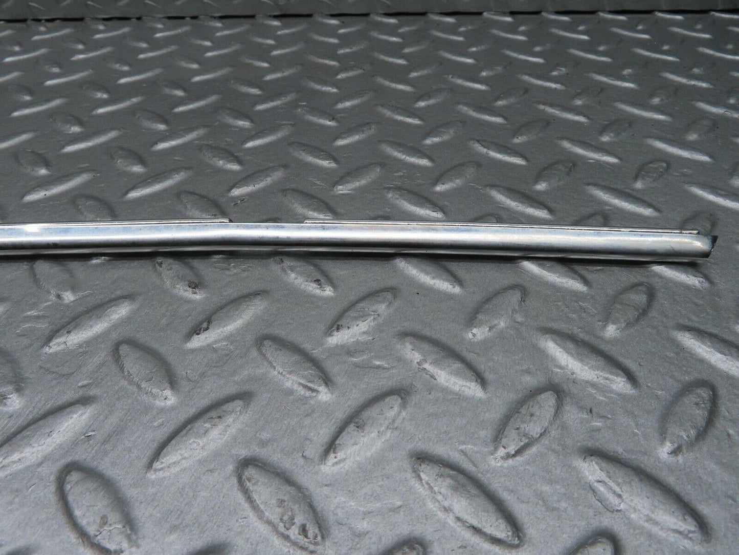 12825 Mercedes-Benz W111 220SE Front Left Door Window Chrome Frame