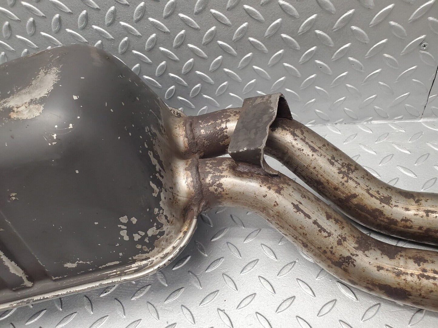 46062 Mercedes-Benz W126 420SE Exhaust Rear Silencer 1264913701