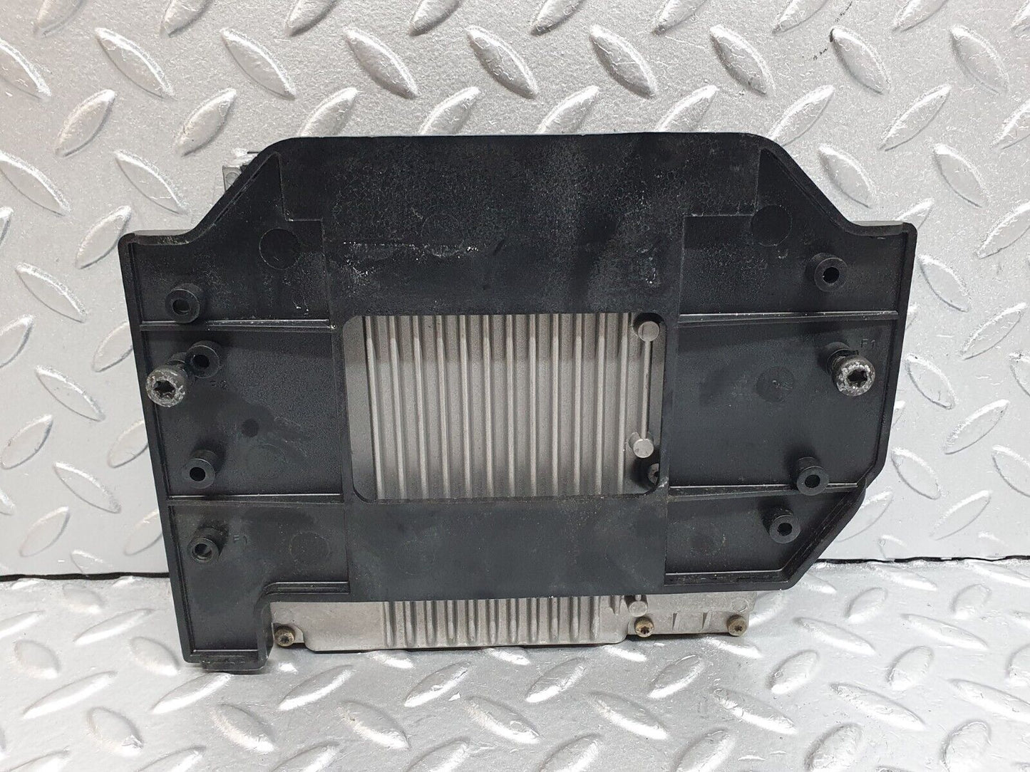 41927 Mercedes-Benz W202 C200 Engine Control Unit ECU Bosch 0235458432