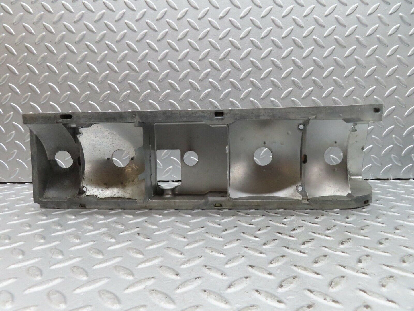17579 Mercedes-Benz W116 450SEL Right Tail Light Frame