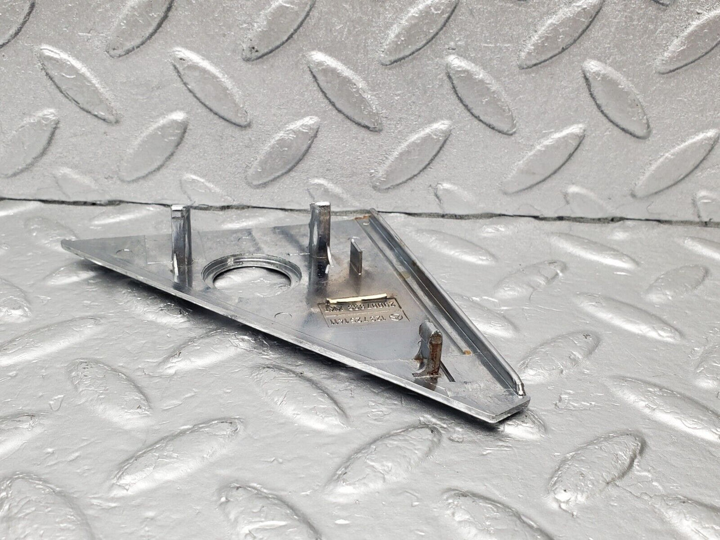 46483 Mercedes-Benz C123 280CE Coupe Mirror Triangle Chrome Cover Right 1237251411