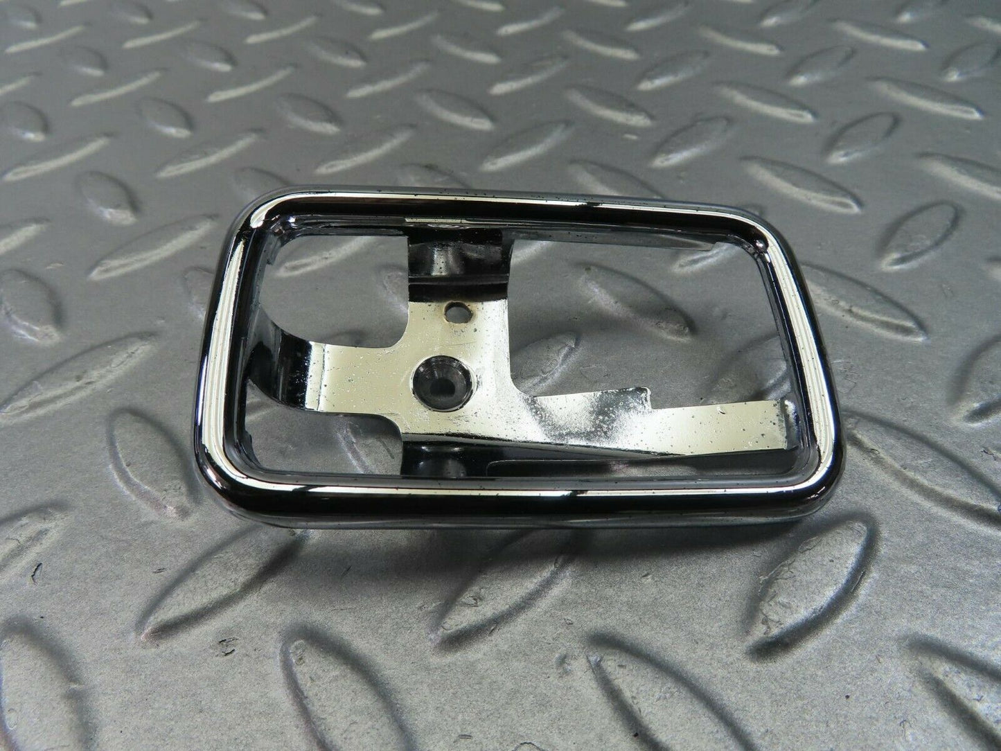 8884 Mercedes-Benz W108 Chrome Frame For Door Opener Left 1087660511