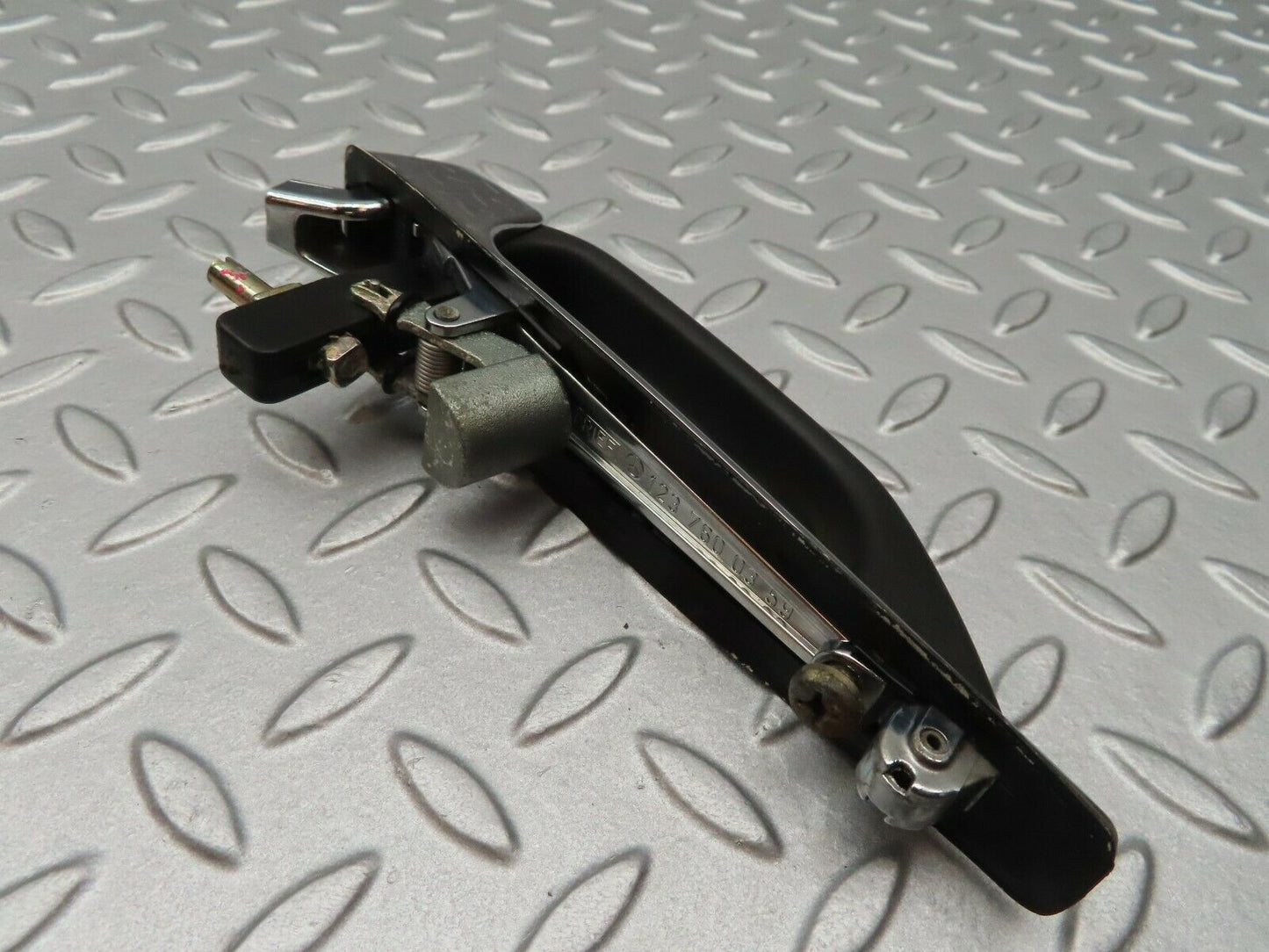 3708 Mercedes-Benz S123 200T Wagon Exterior Door Handle Rear Left 1237600359