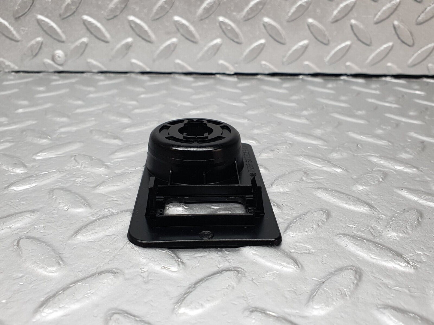42938 Mercedes-Benz W201 190 Light Switch Trim Cover 2016890880