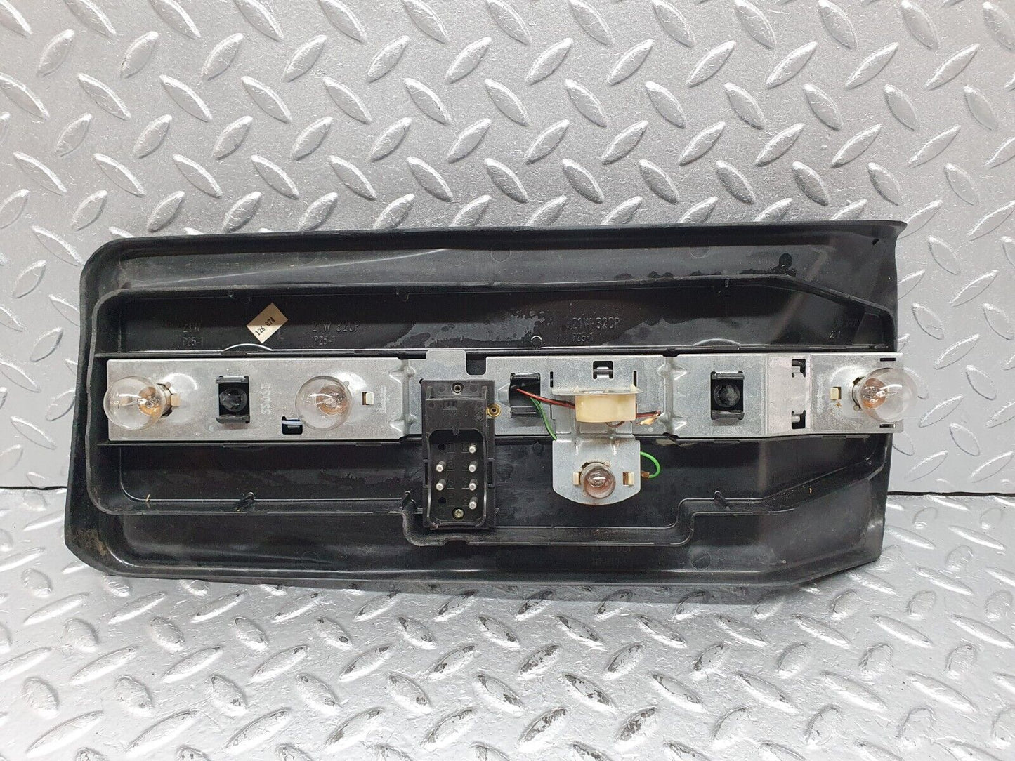 41162 Mercedes-Benz W126 300SE Tail Light & Bulb Holder Right Side