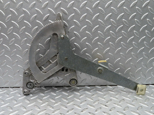 21437 Mercedes-Benz W126 300SE Rear Left Door Window Regulator 1267350111