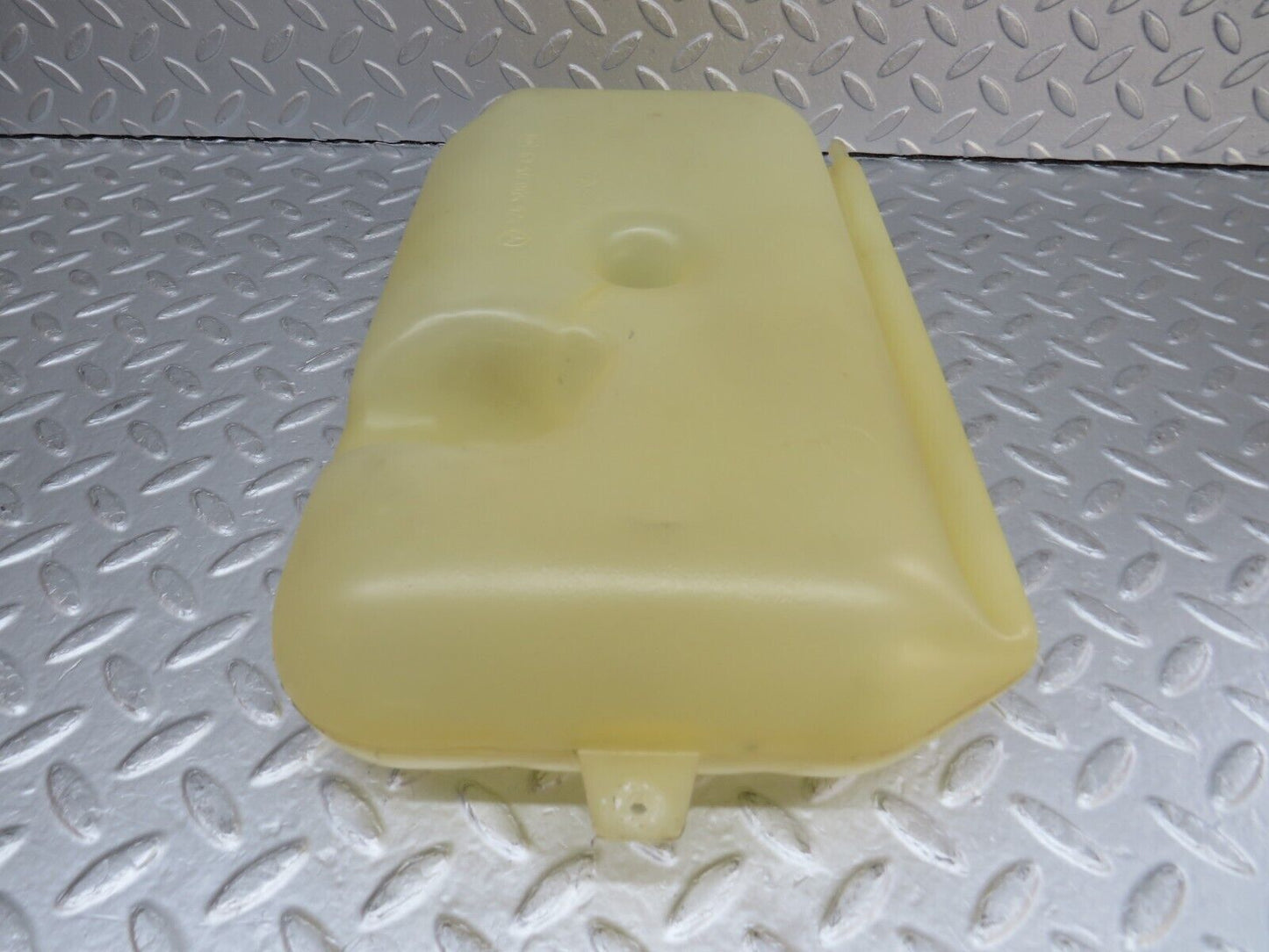 36011 Mercedes-Benz W126 420SE Coolant Expansion Tank 1265000549