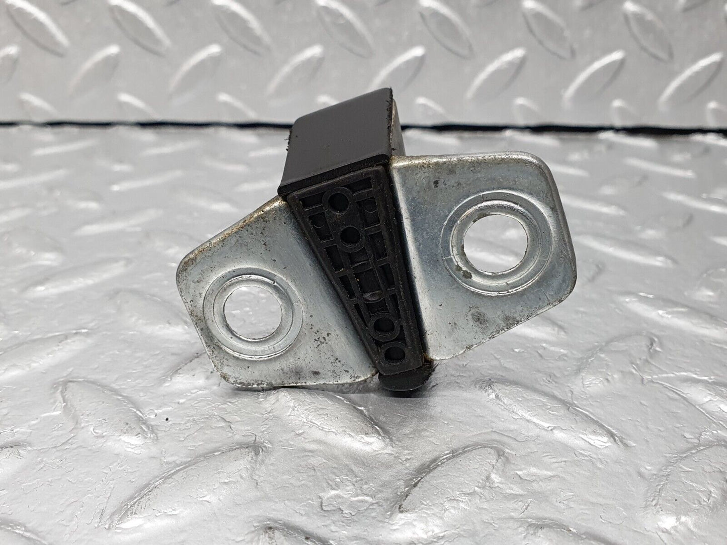 41693 Mercedes-Benz W124 200E Door Lock Latch