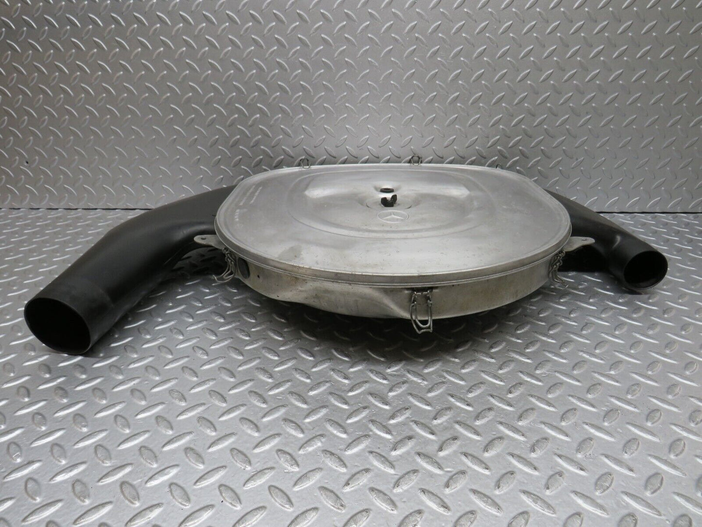 36239 Mercedes-Benz W126 420SE Aluminium Air Filter Box Housing 0130946802