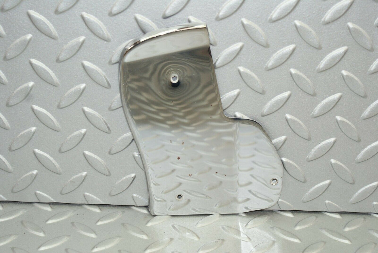 2851 Mercedes-Benz C123 280CE Coupe Right Door Chrome Cover