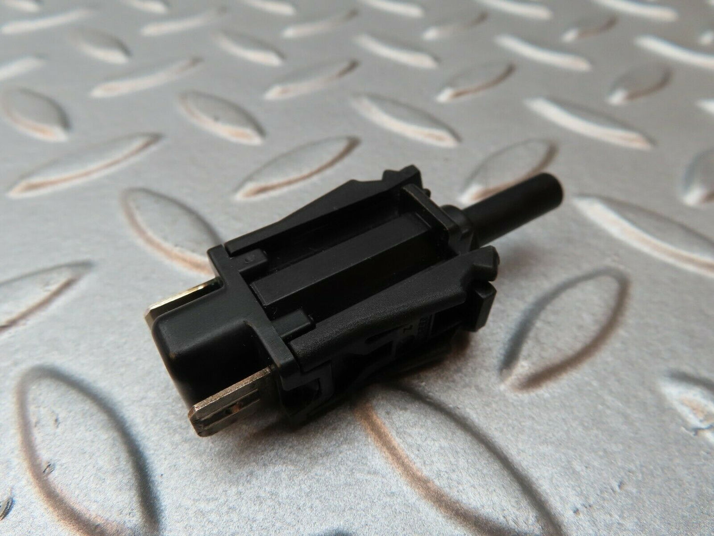 4209 Mercedes-Benz V123 240D LWB Door Contact Switch 0015458714