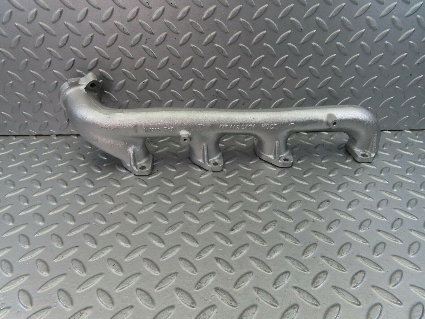 9085 Mercedes-Benz W116 Exhaust Manifold Left 1161423401