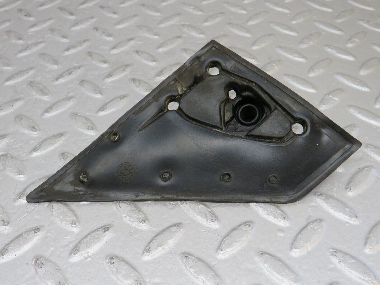 36738 Mercedes-Benz W201 190E 2.0L Wing Mirror Rubber Seal Right 1248110298