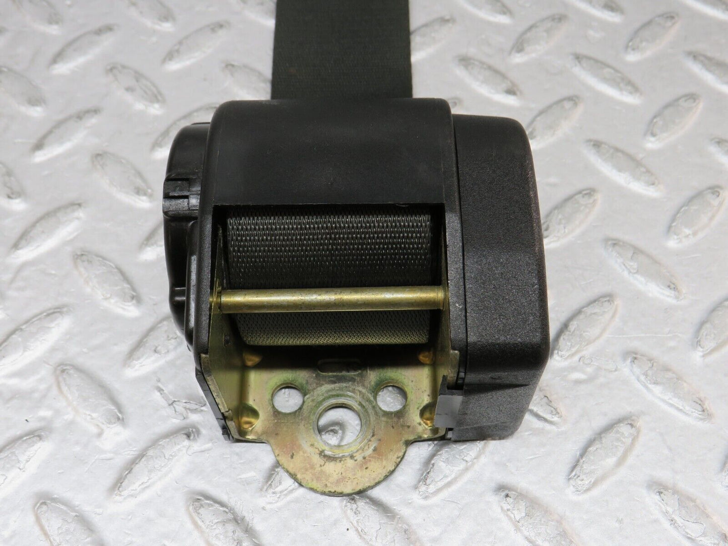 35876 Mercedes-Benz W108 Front Left Seat Belt & Buckle 046128589 042938689