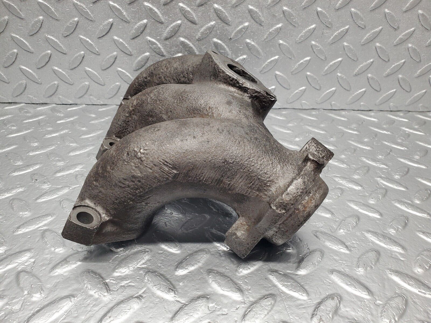 46706 Mercedes-Benz C123 280CE Coupe Exhaust Manifold Cylinder 1-3 1101424302