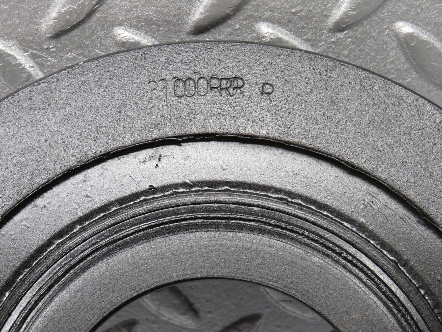 40376 Mercedes-Benz W110 230 Crankshaft Vibration Damper