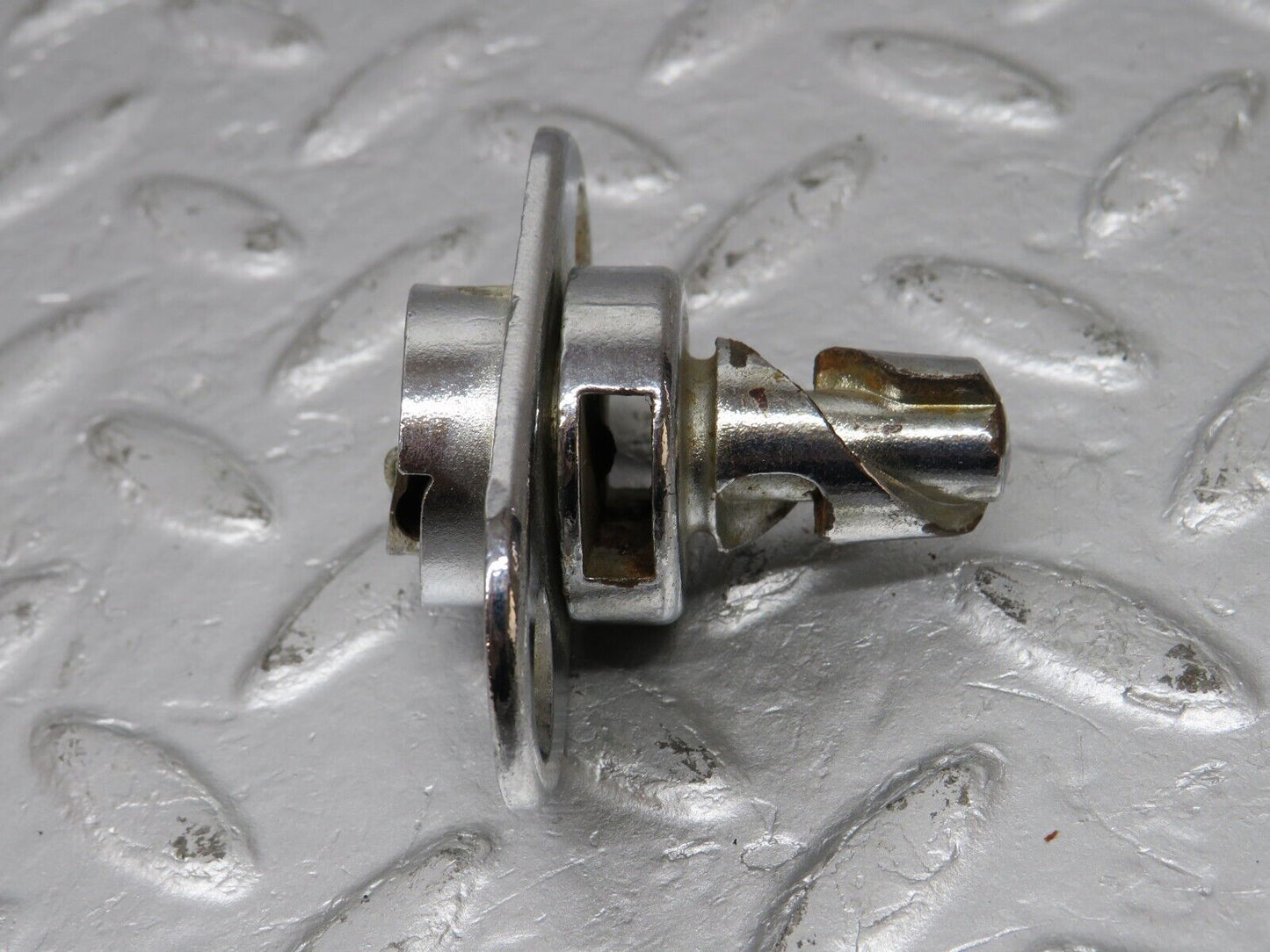 39960 Mercedes-Benz R107 350SL Coupe Soft Top Lock Pair