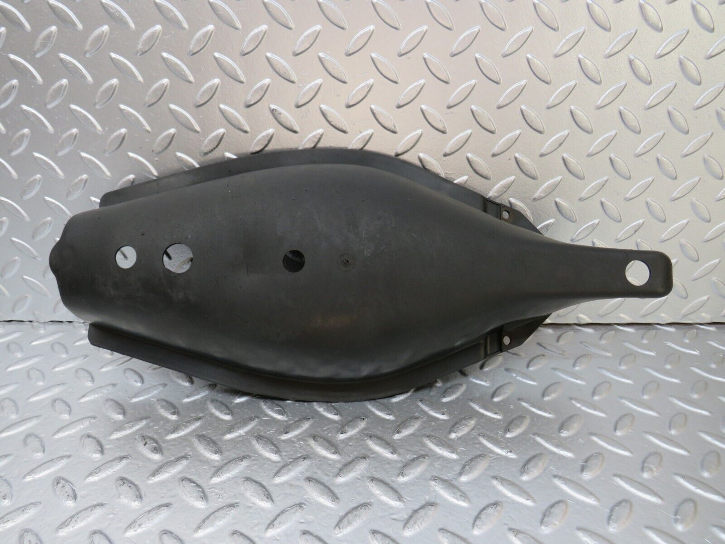 25687 Mercedes-Benz W124 280E Rear Control Arm Cover 1293520189