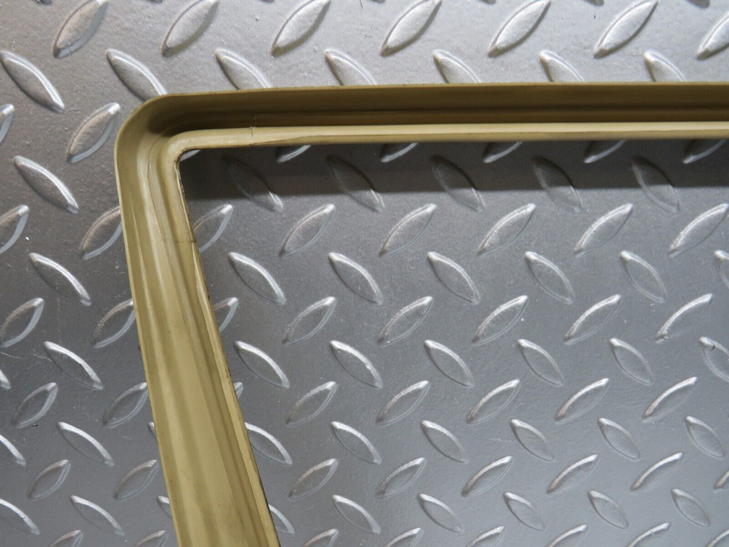 29225 Mercedes-Benz W124 230E Front Right Door Window Frame Trim Cover