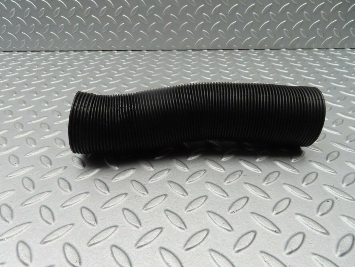 5412 Mercedes-Benz W124 230E Heater Pipe Air Pipe 1248320088