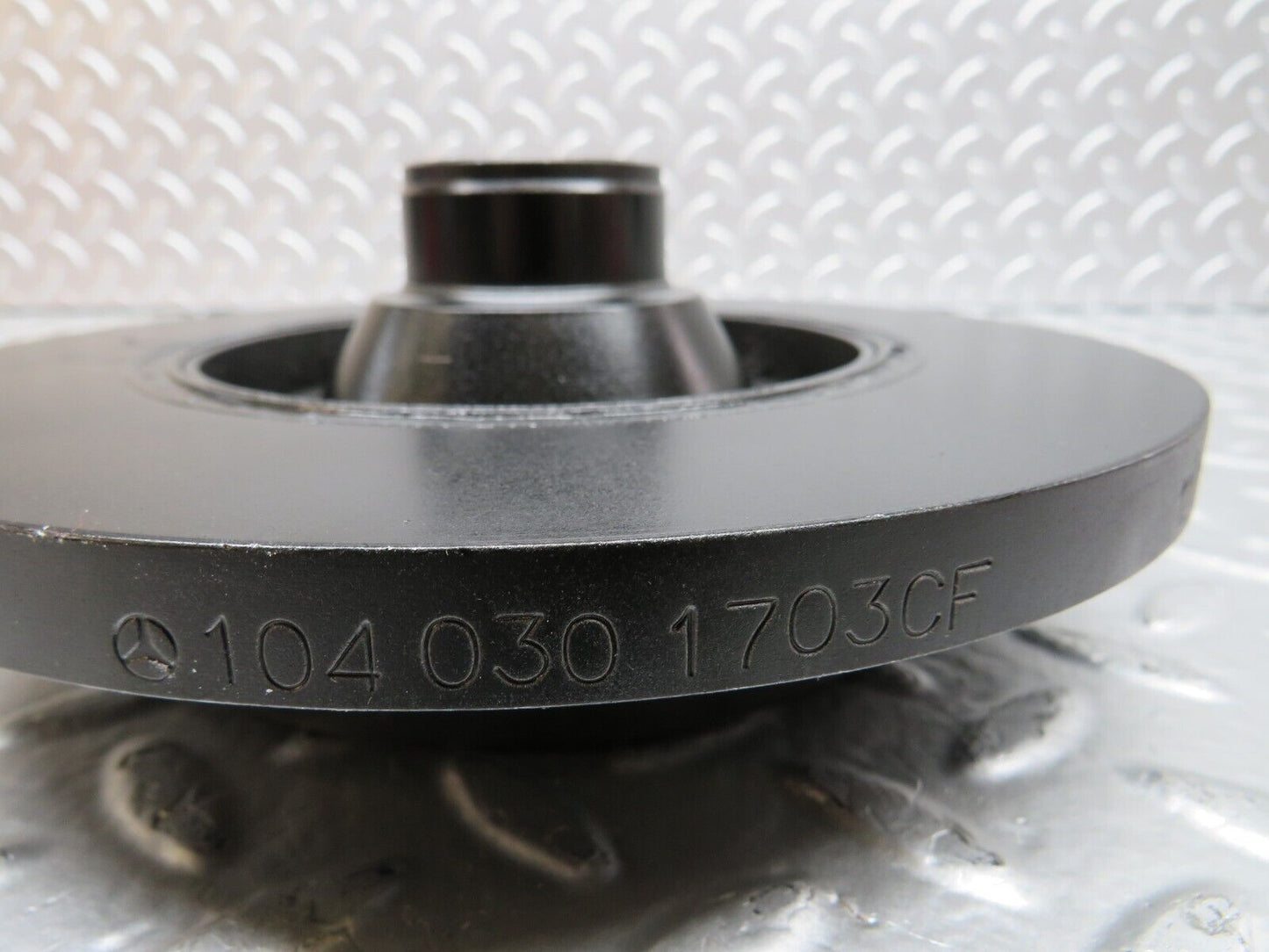 24817 Mercedes-Benz W140 S320 Crankshaft Vibration Damper 1040301703