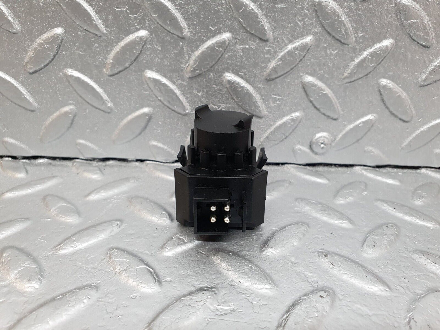 42170 Mercedes-Benz R129 320SL Coupe Kick Down Switch 0025452214