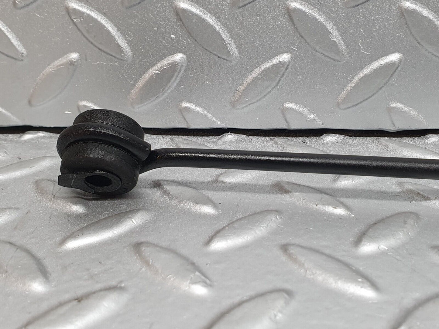 41233 Mercedes-Benz W126 300SE Throttle Linkage