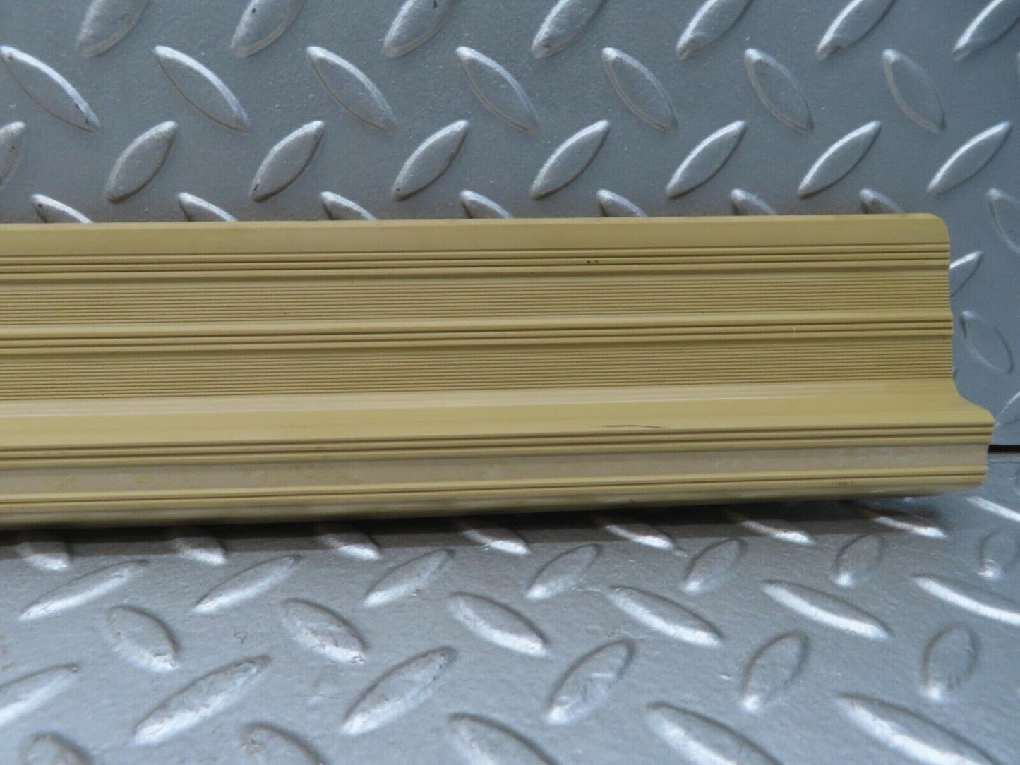 13484 Mercedes-Benz W123 200 Rear Left Door Sill