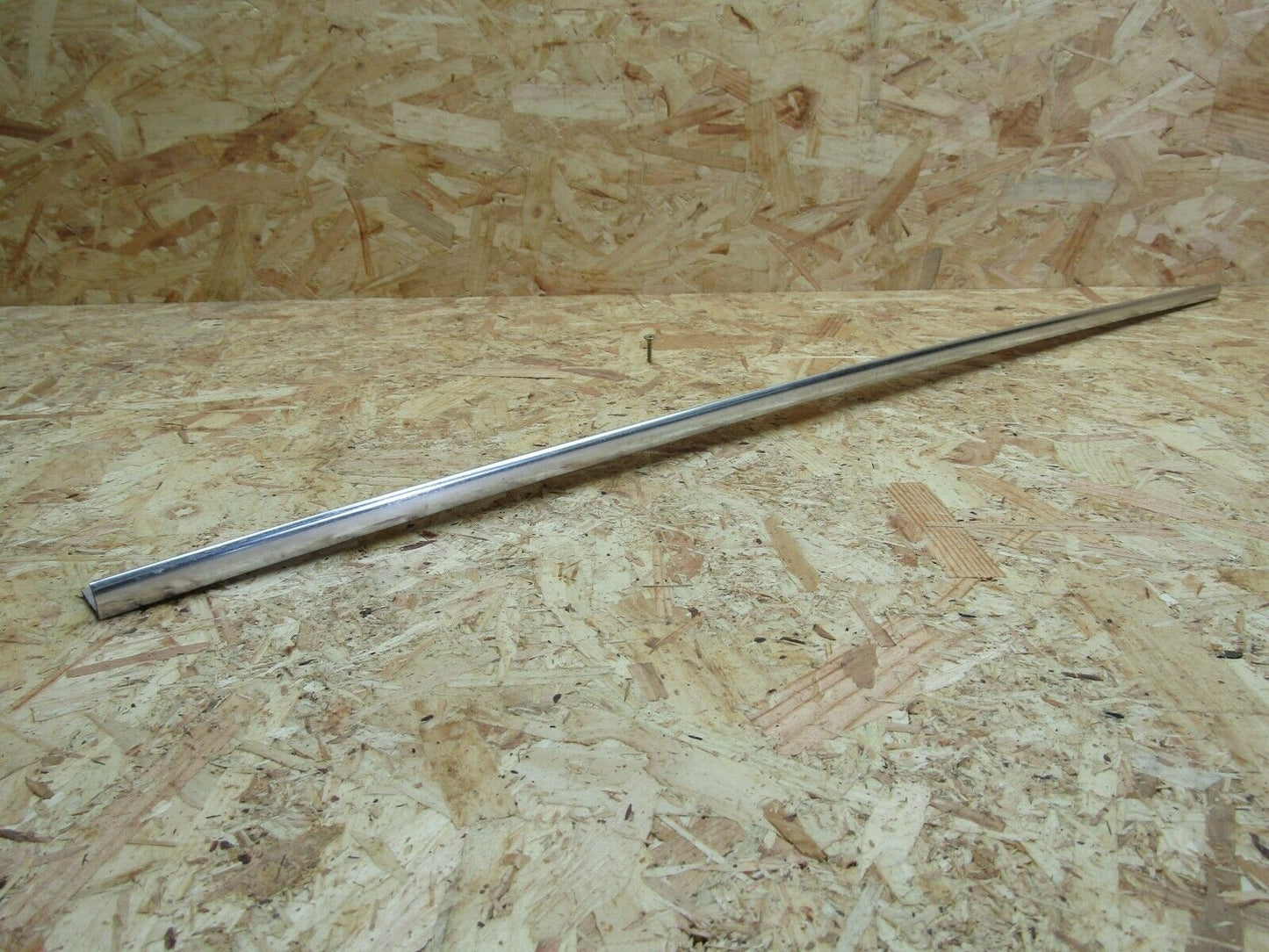 2135 Mercedes-Benz W116 350SE Centre Roof Chrome Trim Right Side