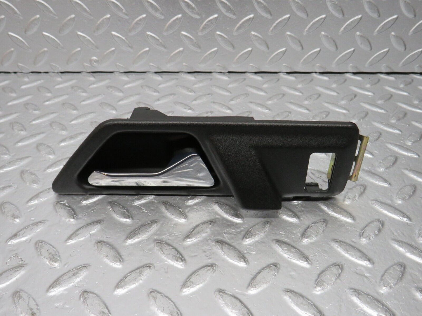 31370 Mercedes-Benz S124 220TE Rear Right Interior Door Handle 1247600261