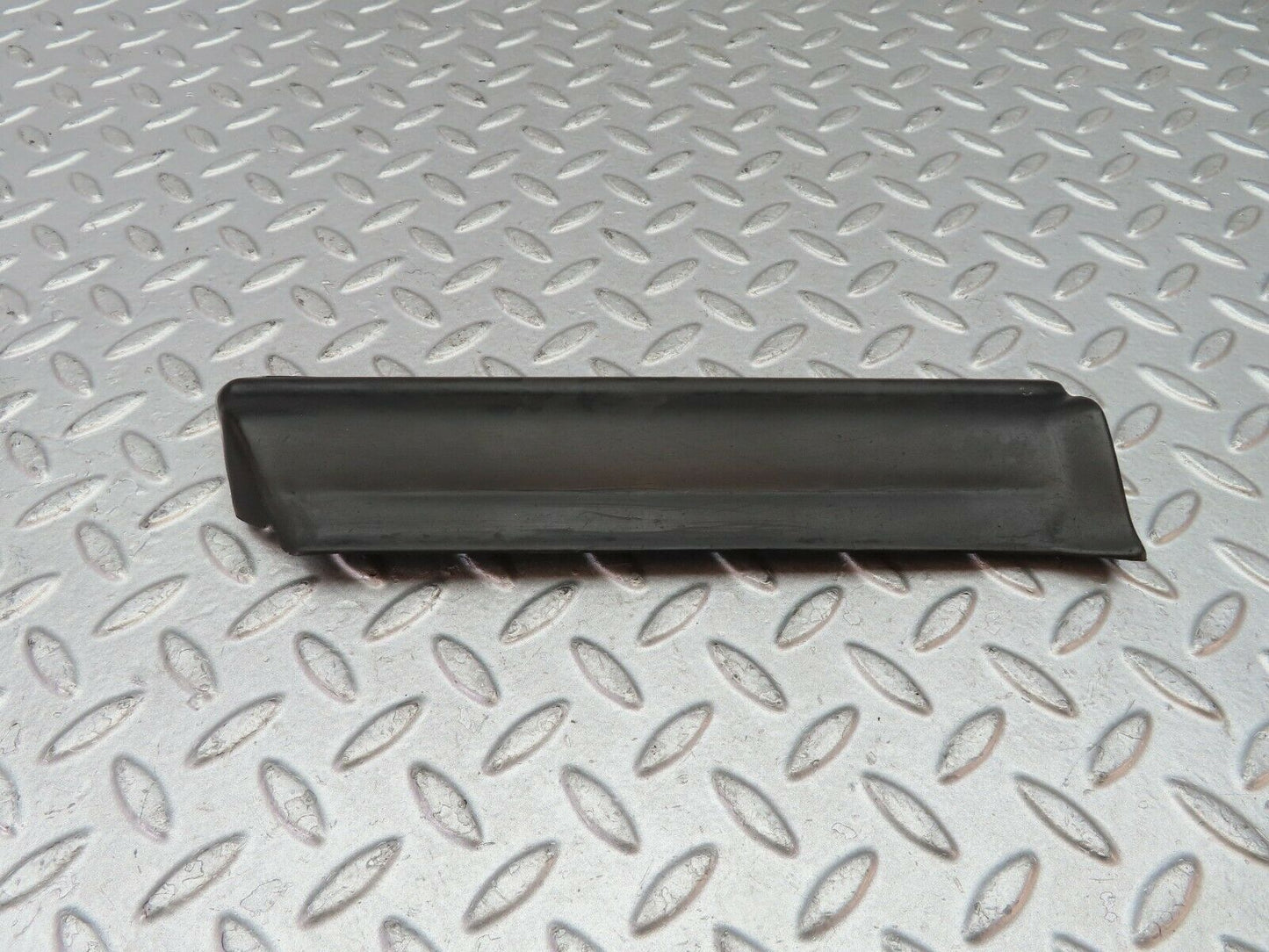 9591 Mercedes-Benz C123 280CE Coupe Front Left Fender Lower Moulding Trim