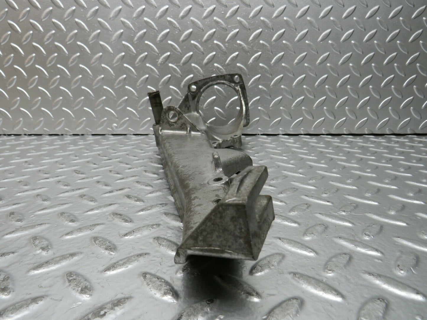 23794 Mercedes-Benz C107 450SLC Coupe Brake Pedal Bracket 1072941101