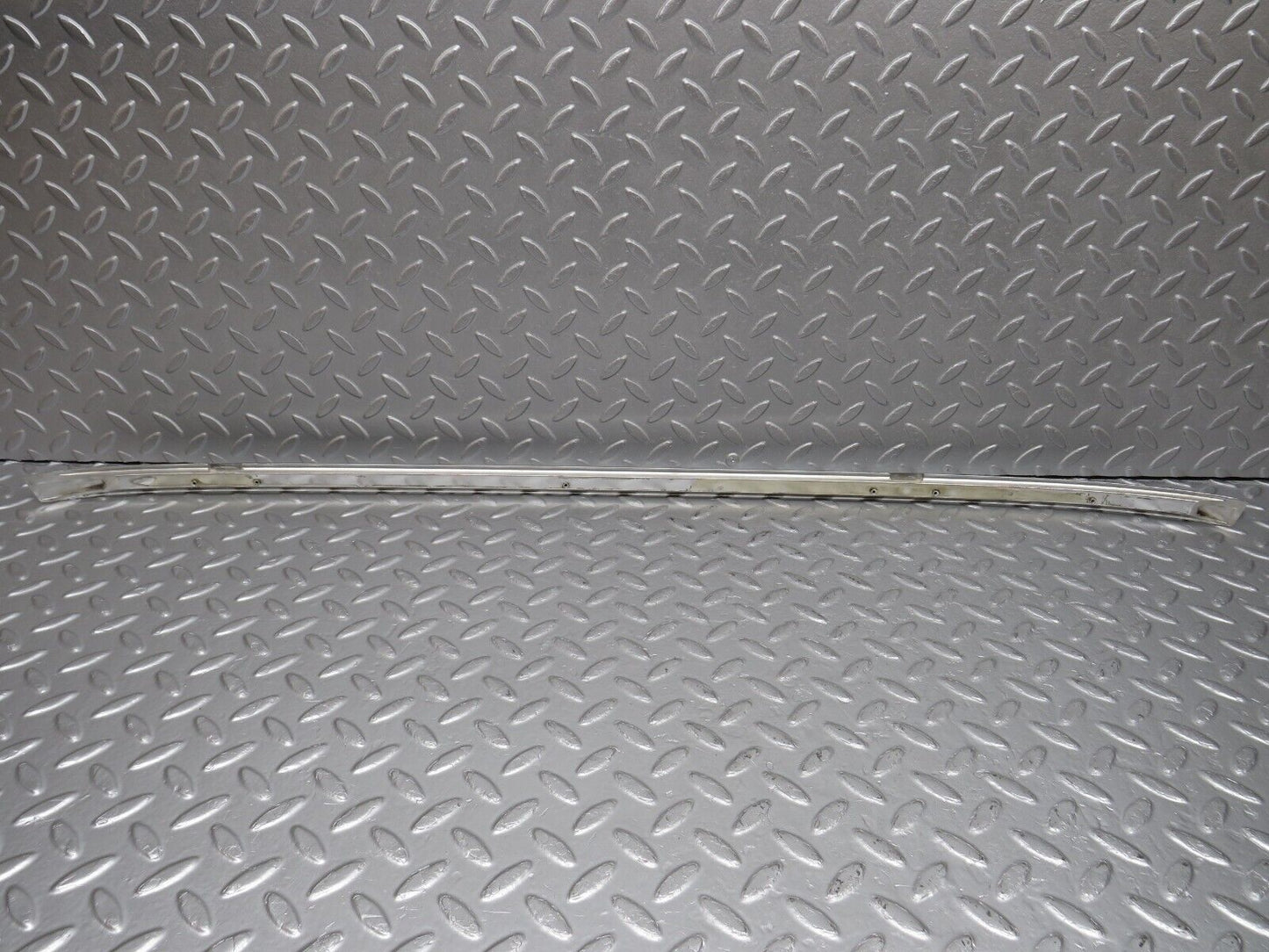 40204 Mercedes-Benz R107 Hardtop Roof Chrome Left Side