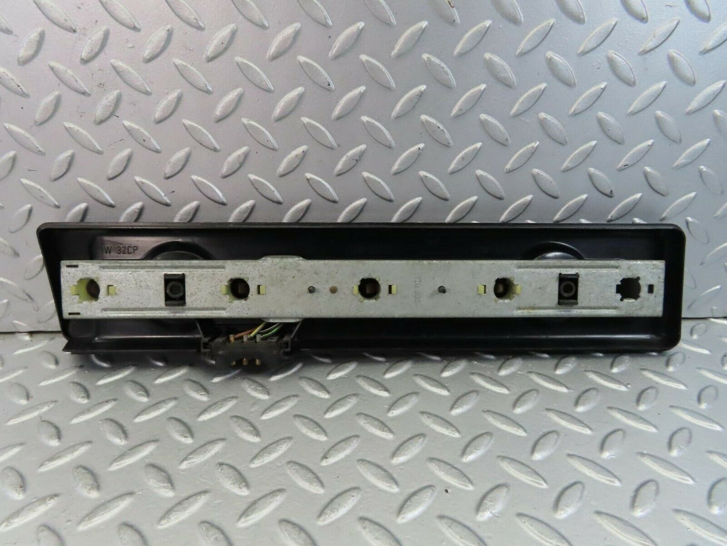 9039 Mercedes-Benz W123 Tail Light Bulb Holder Left