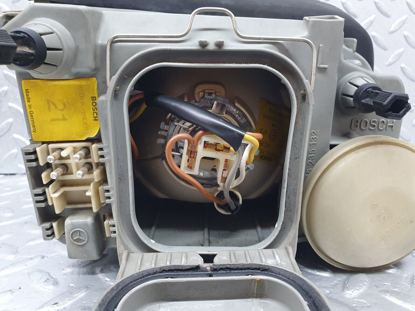 42403 Mercedes-Benz R129 320SL Coupe Headlight Bosch Left 0301090701 1298203761 1305621235