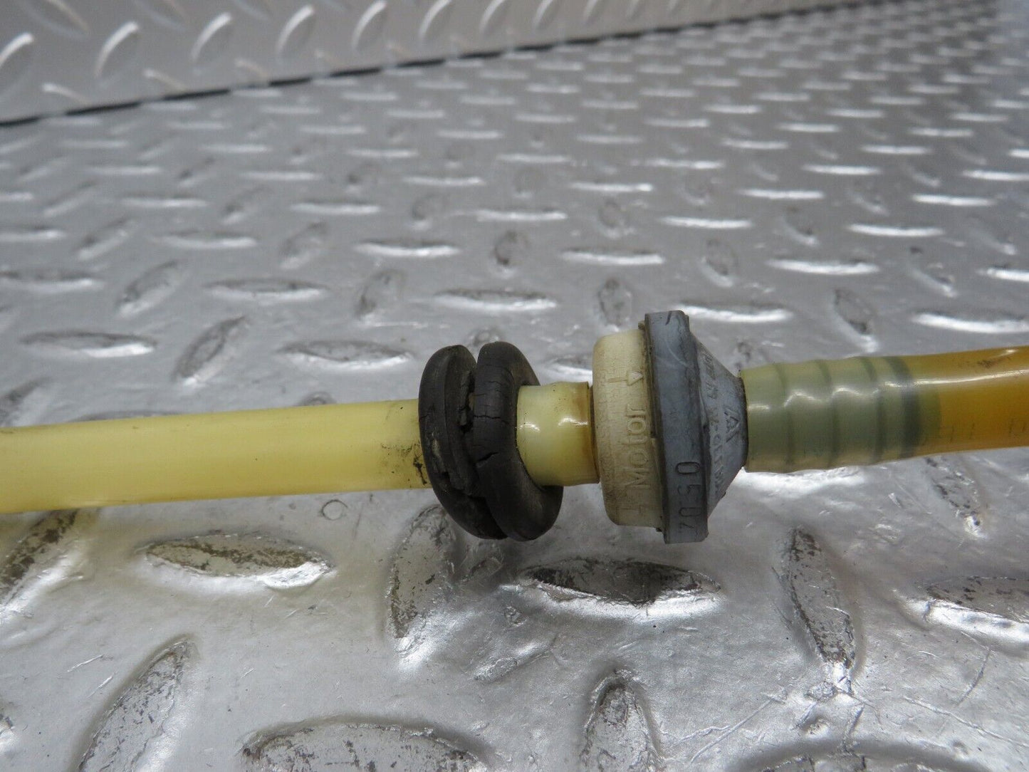 29772 Mercedes-Benz W123 230E Brake Servo Vacuum Pipe