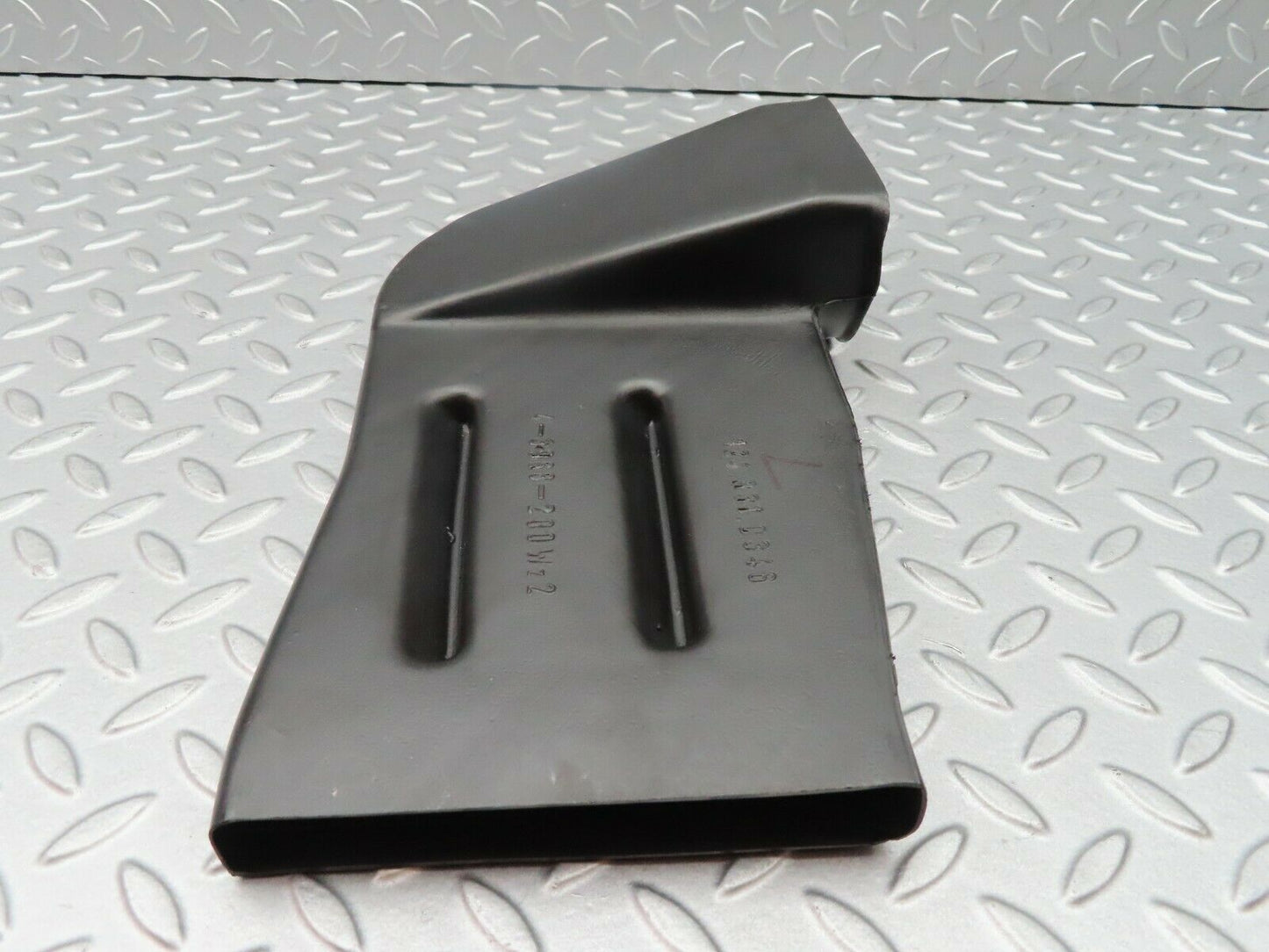 5360 Mercedes-Benz W124 230E Ventilation Air Duct Left 1248310346