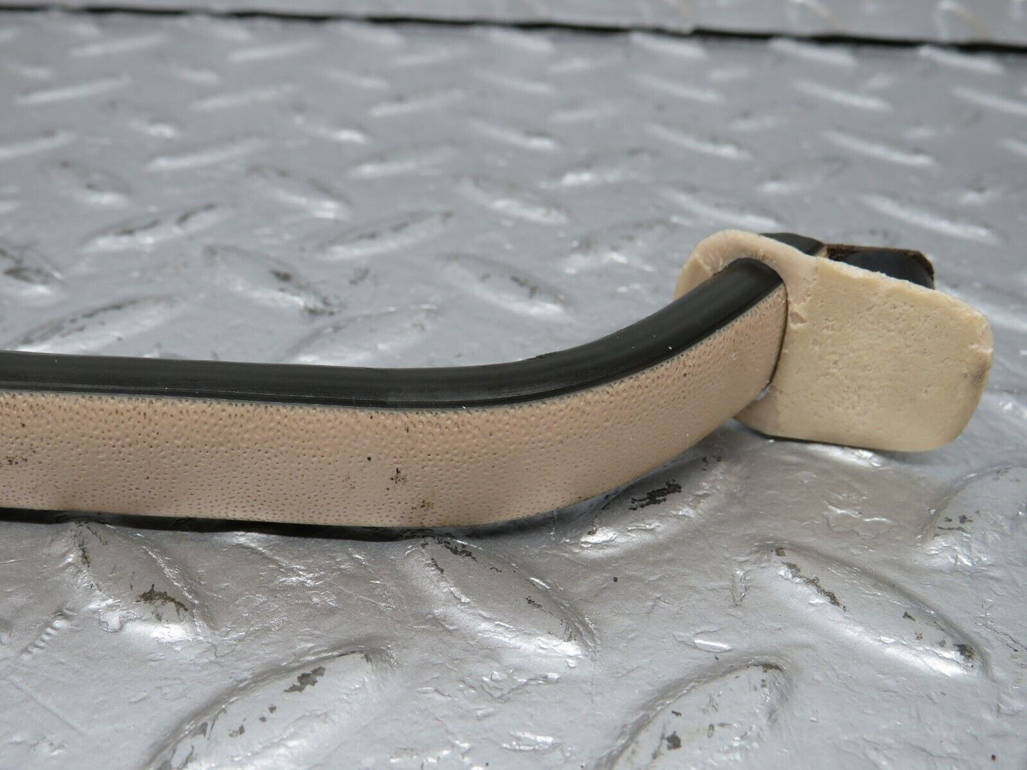 40084 Mercedes-Benz R107 350SL Coupe Hardtop Roof Grab Handle Pair