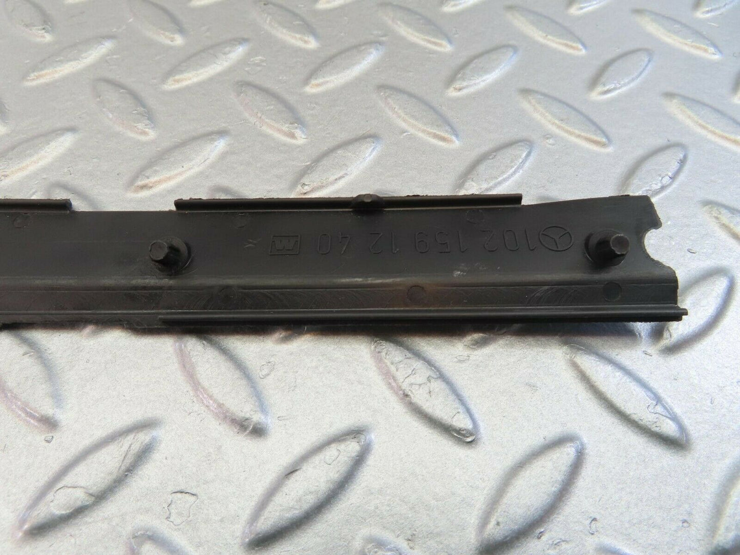 10041 Mercedes-Benz C123 230CE Coupe Distributor Plug Protective Cap 102159124