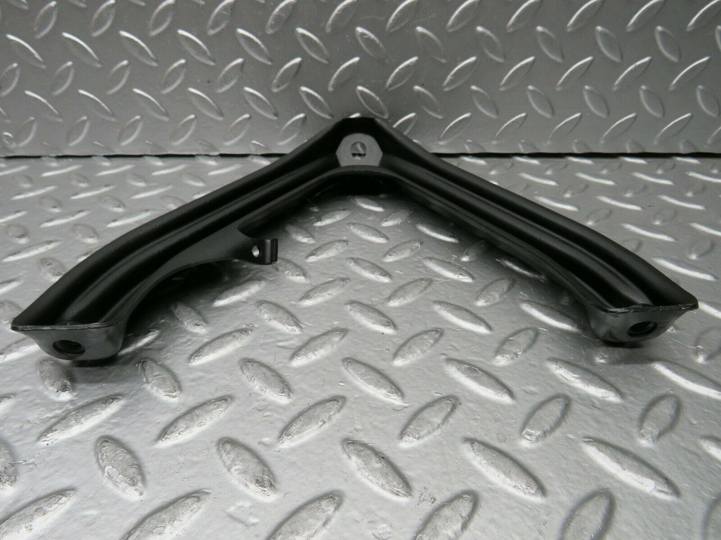 23054 Mercedes-Benz C123 230CE Coupe Air Intake Manifold Bracket