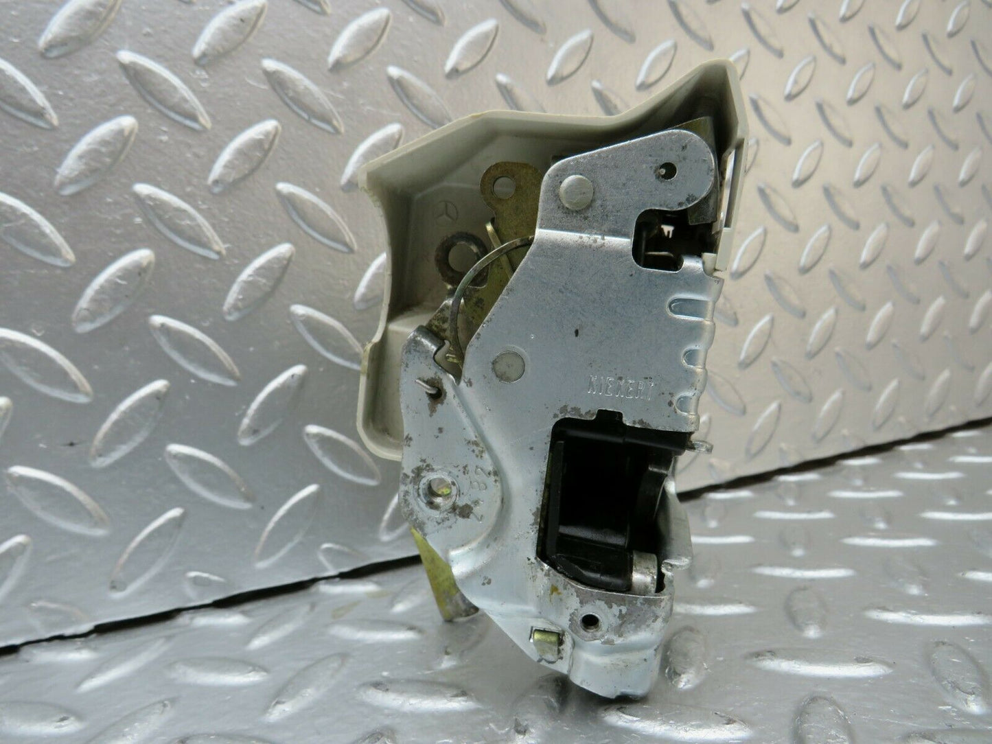 24198 Mercedes-Benz S124 220TE Wagon Rear Right Door Lock Mechanism