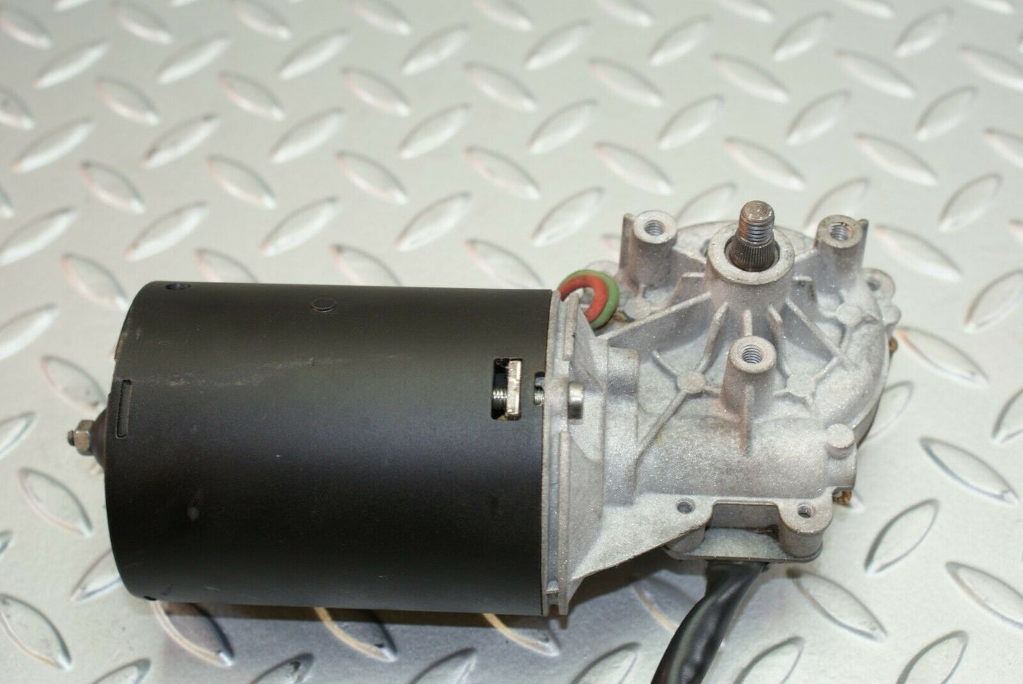 2916 Mercedes-Benz C123 280CE Coupe Wiper Motor Bosch 0390341077
