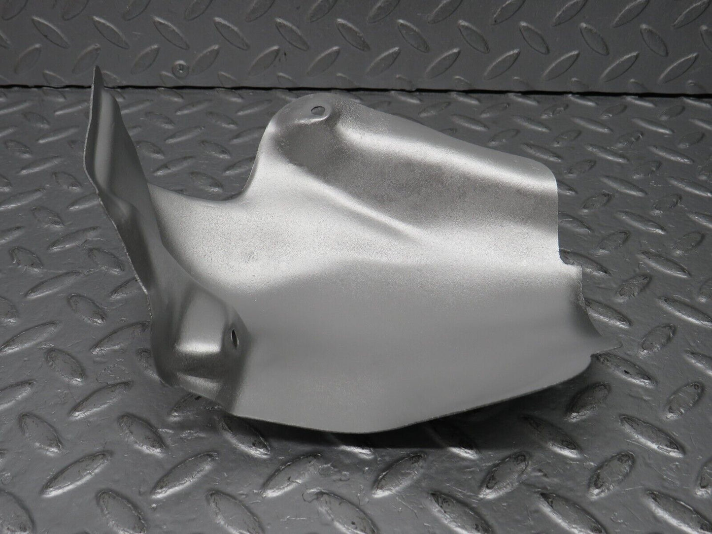 38941 Mercedes-Benz W201 190E 2.6L Exhaust Heat Shield