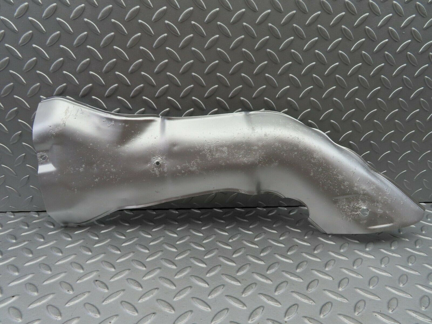6257 Mercedes-Benz W126 380SE Exhaust Heat Shield