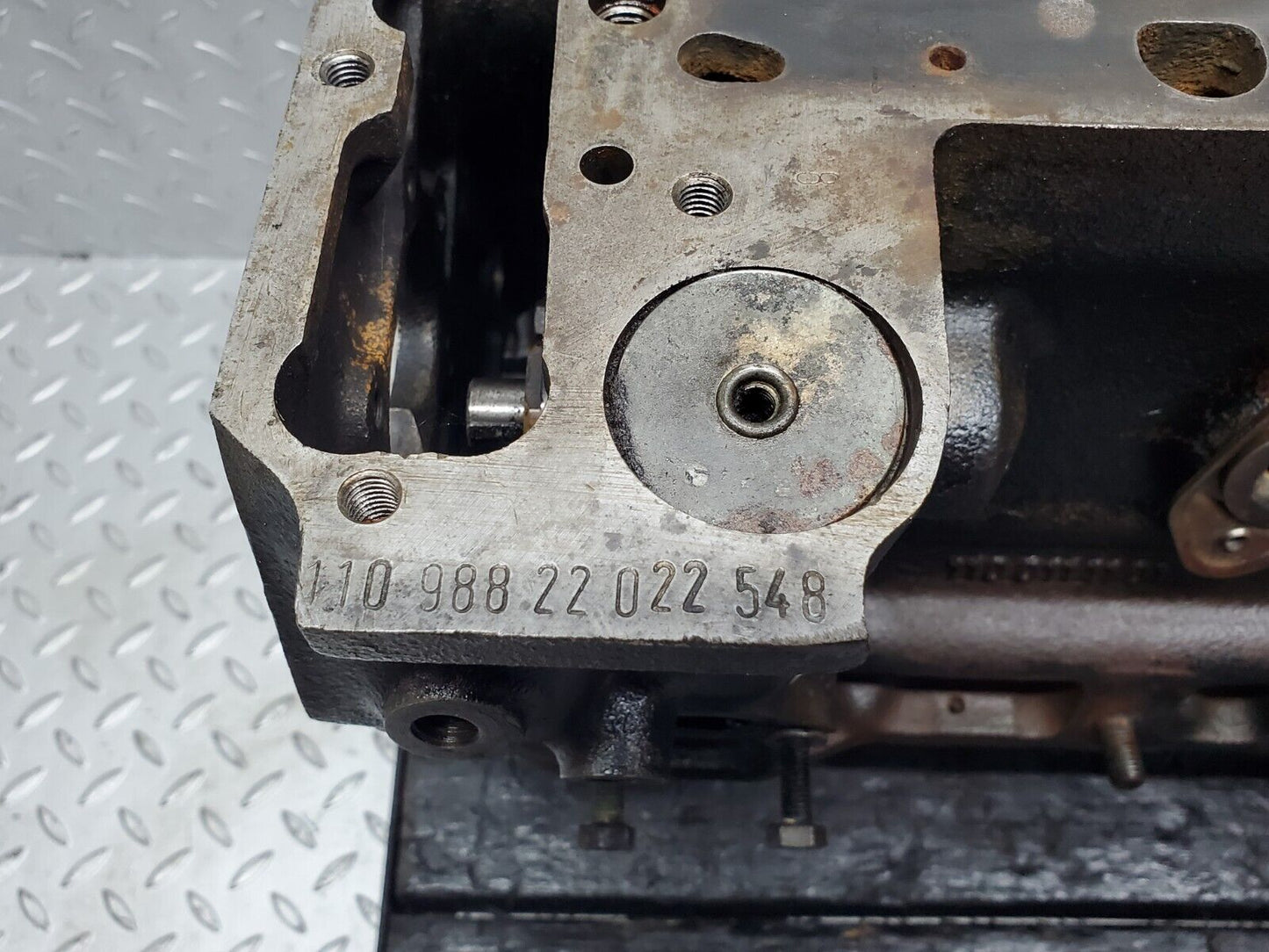 44551 Mercedes-Benz W123 280E Engine Block M110.988