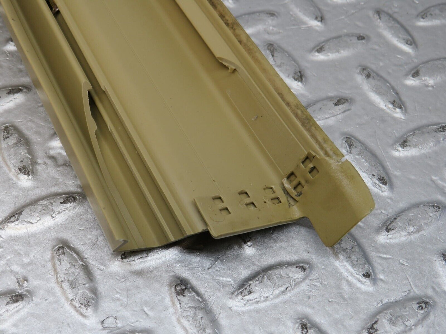 36497 Mercedes-Benz W201 190E 2.0L Rear Left Door Sill Trim Beige