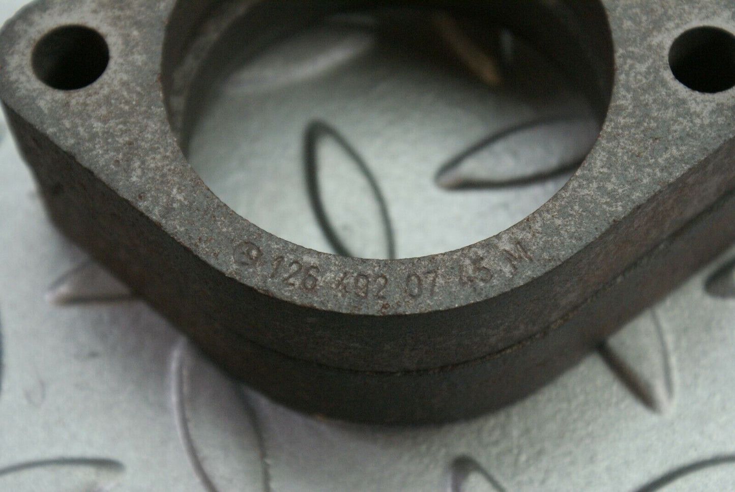 2635 Mercedes-Benz W116 350SE Exhaust Clamp Exhaust Connector 1264920745