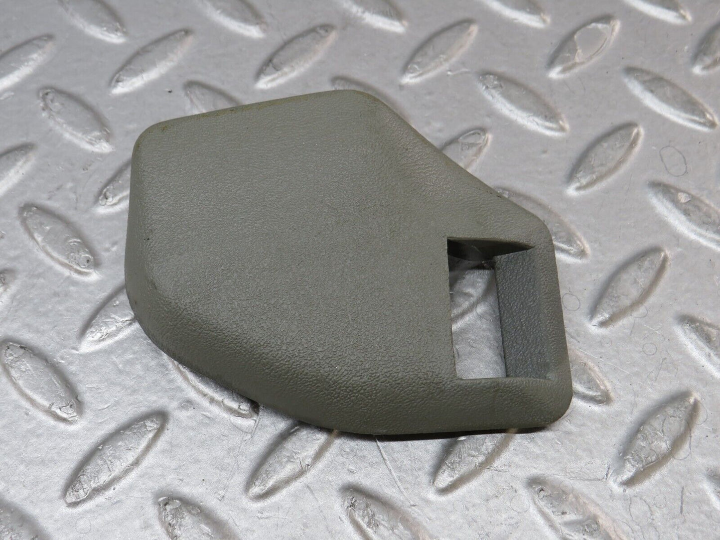 36305 Mercedes-Benz W126 420SE Seat Belt Runner Cover Trim Left Grey 1268680939